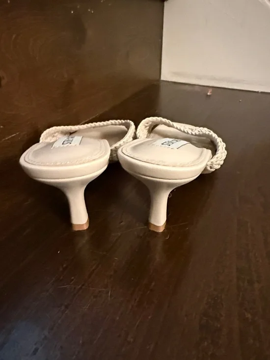 Steve Madden Braided Cream Slide Mules - Picture 3 of 4